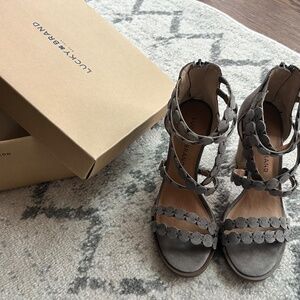 Lucky Brand Block Heel Sandal Grey